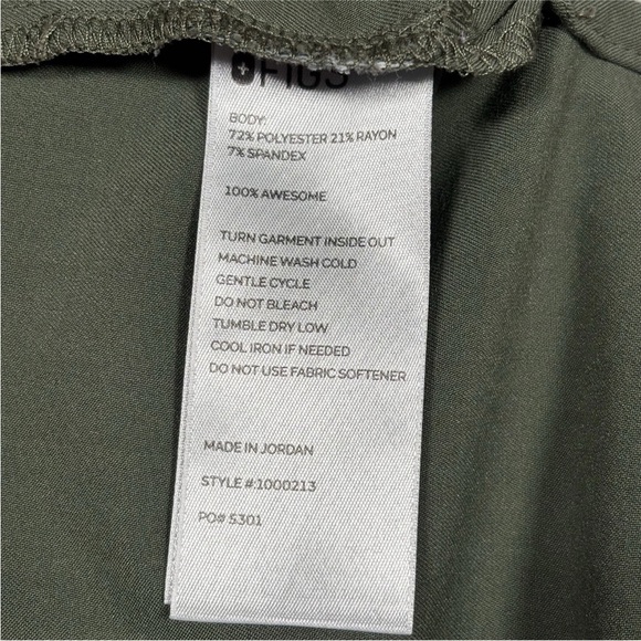 Figs Casma three-pocket scrub top Women’s X Small Green Nurse Technical - Picture 7 of 9